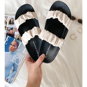 Vestique Woodstock Nude Sandals